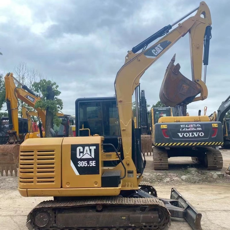 Excavateur d'occasion CAT305.5E 5 tonnes Petit type Mini Creuseur creuseur 0.22m3 seau