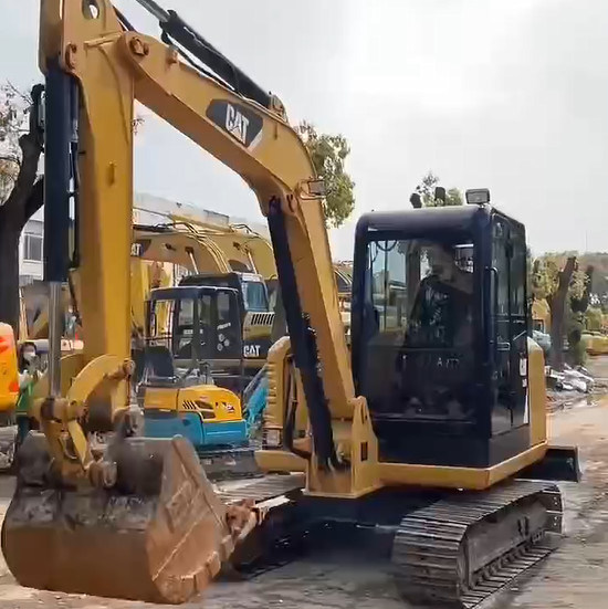 Excavateur d'occasion CAT 306E Mini creuseur de 6 tonnes fabriqué au Japon 41,5 kW avec un seau de 0,22m3
