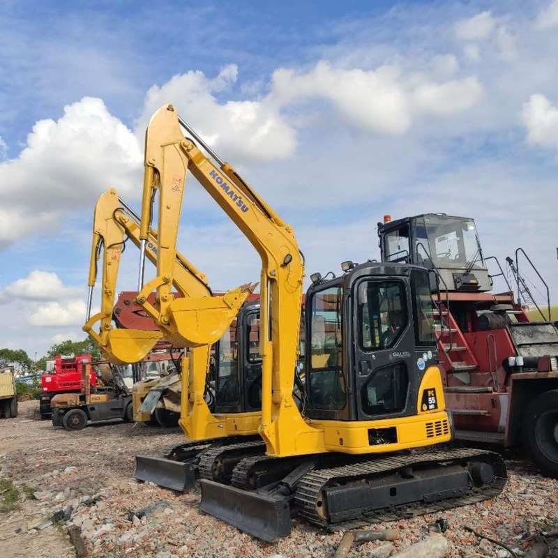 Excavateur Komatsu PC55 d'occasion 5,5 tonnes Petit type Mini Creuseur 28.5kw