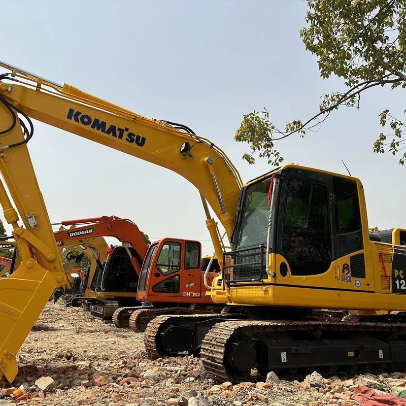 Utilisé Komatsu Digger PC120 de seconde main 12 tonnes Excavateur à rampe de petit type 64kw