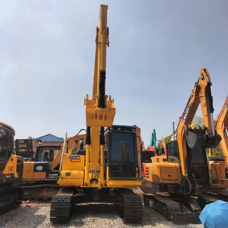Petit type excavateur utilisé 72.6kw de chenille de l'excavatrice PC130 13ton de KOMATSU