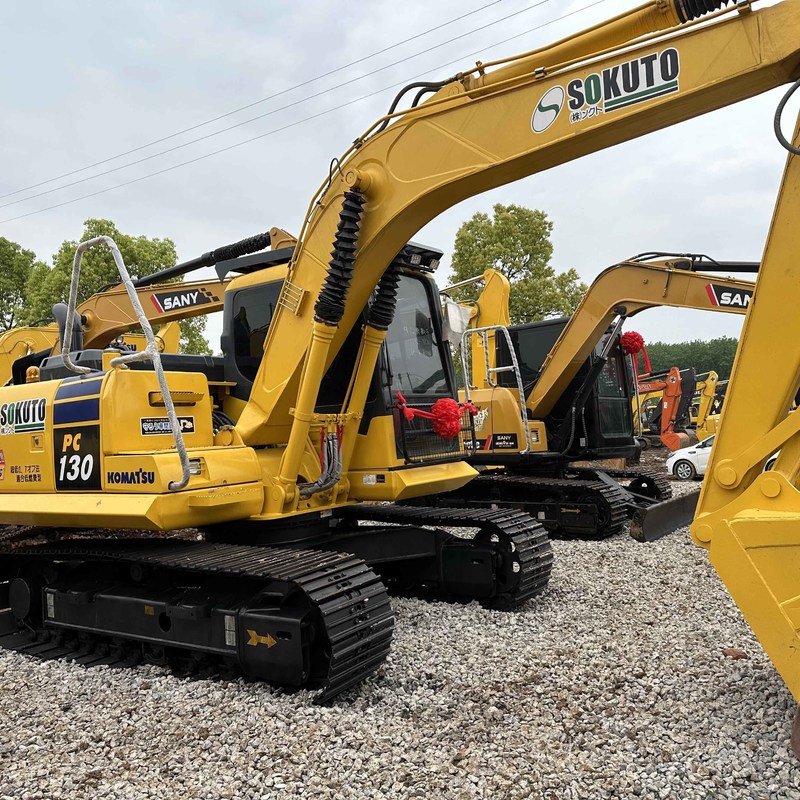 La machine de creusement de Komatsu PC130 est une mini-excavatrice de 13 tonnes
