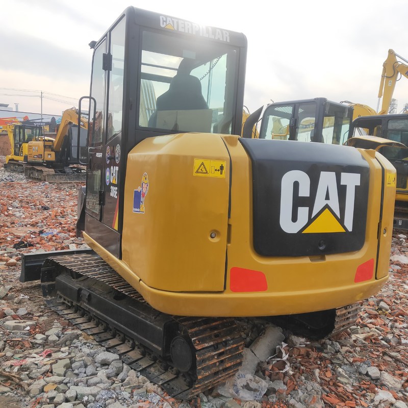 Excavateur d'occasion CAT 306E d'occasion 6 tonnes Petit gratte-ciel 34,7 kW avec un seau de 0,25m3
