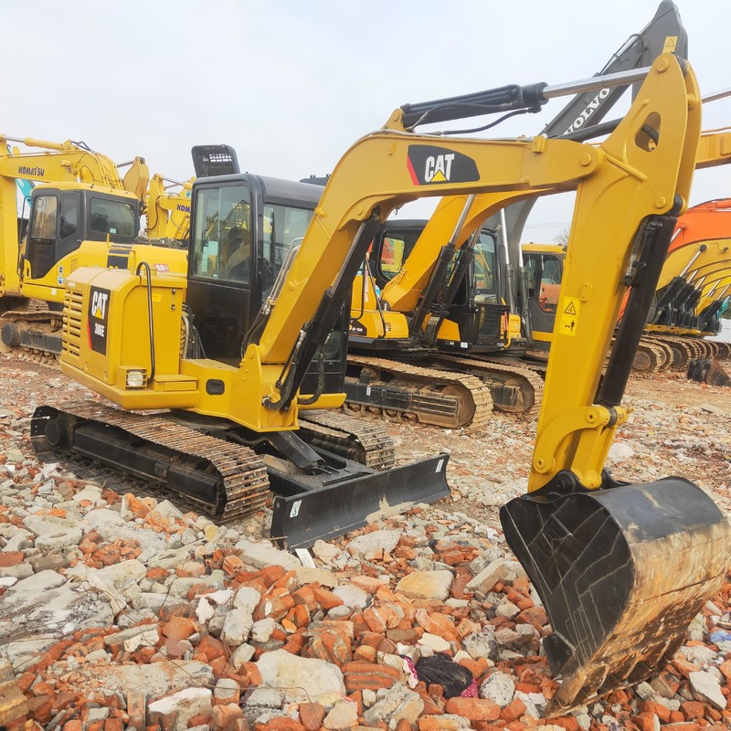 Excavateur d'occasion CAT 306E d'occasion 6 tonnes Petit gratte-ciel 34,7 kW avec un seau de 0,25m3