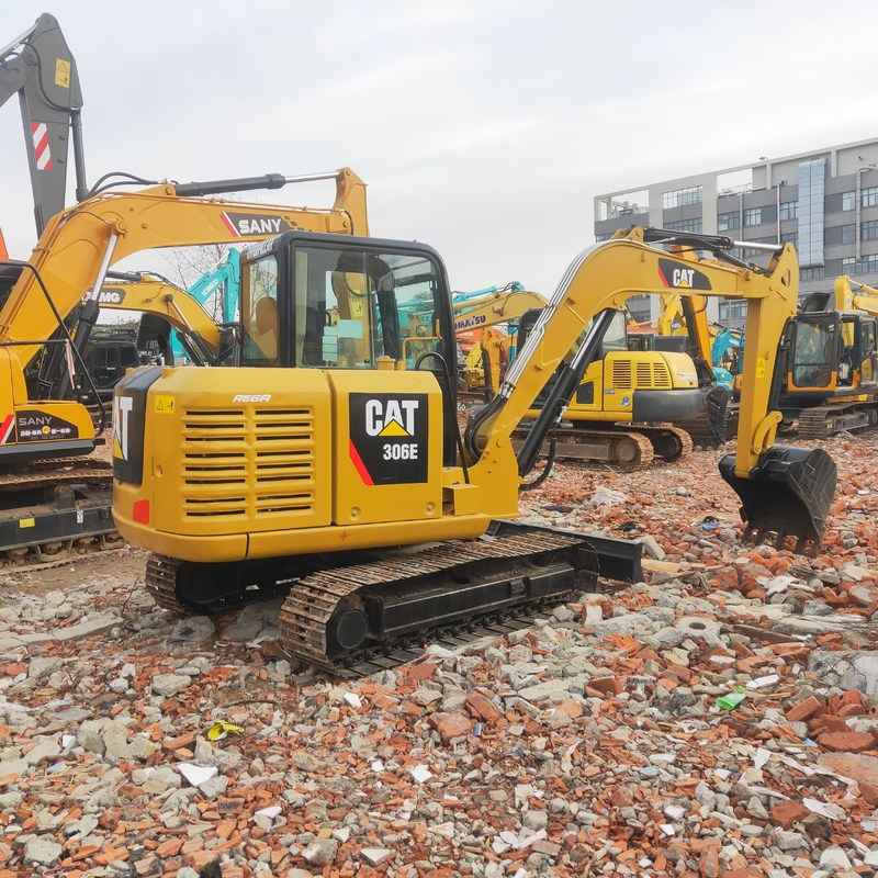 Excavateur d'occasion CAT 306E d'occasion 6 tonnes Petit gratte-ciel 34,7 kW avec un seau de 0,25m3