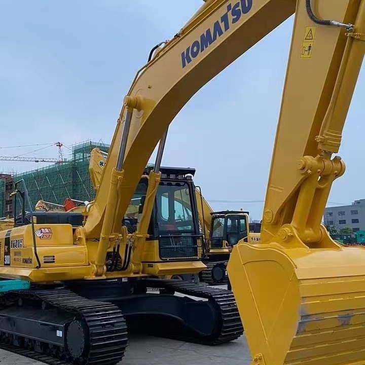 Utilisé Komatsu Digger PC300 de seconde main 30 tonnes gros type Excavateur à rampe 187kw