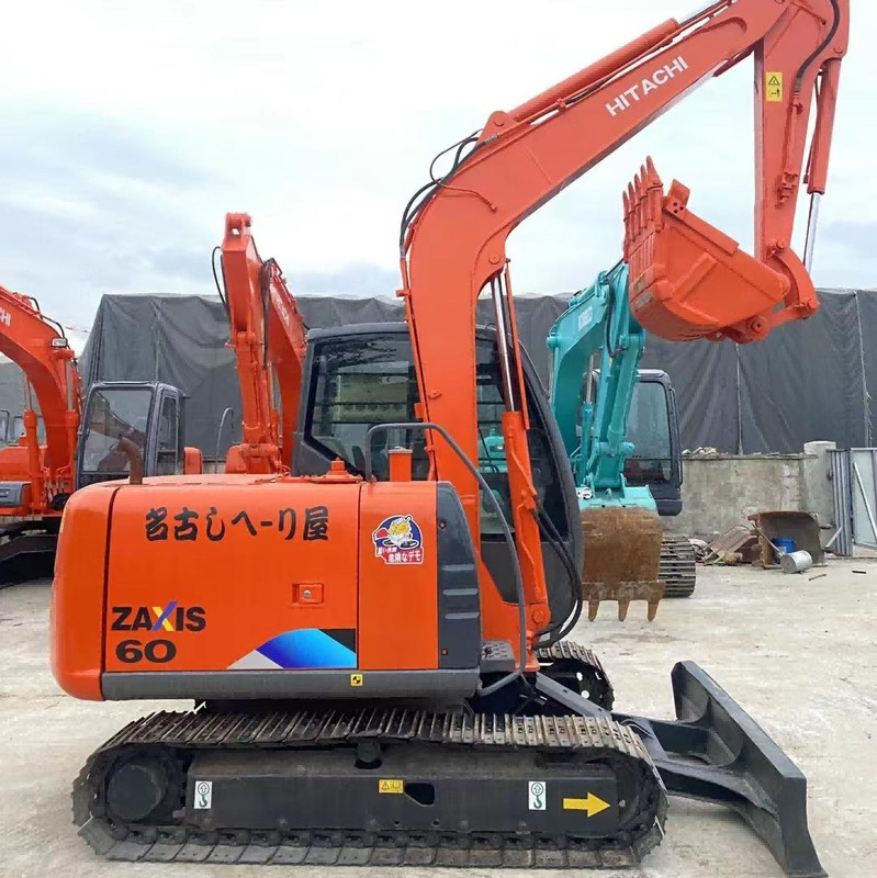 Pelle hydraulique d'occasion Hitachi ZX60 d'occasion, excavatrice 6 tonnes, 40,5 kw