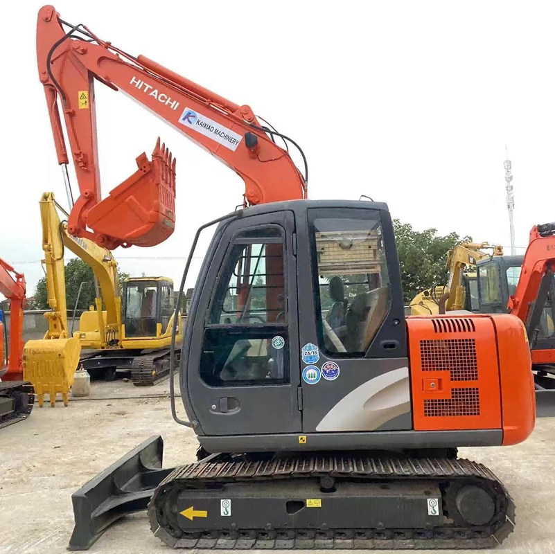 Pelle hydraulique d'occasion Hitachi ZX60 d'occasion, excavatrice 6 tonnes, 40,5 kw