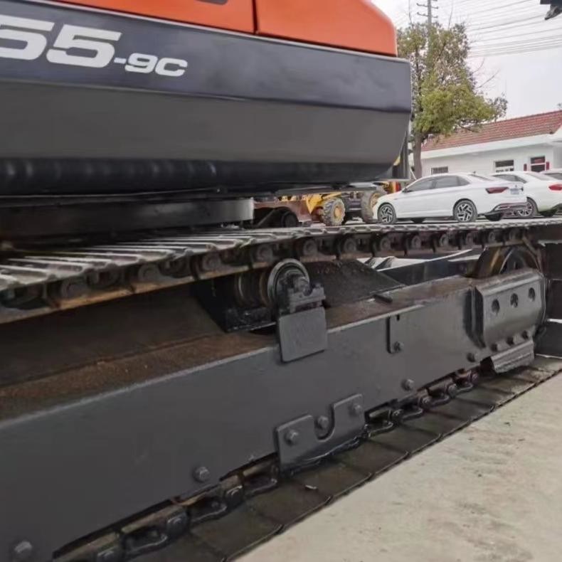 Utilisé Doosan Digger DX55 d'occasion 5,5 tonnes petit type mini creuseuse creuseuse 36,2kw
