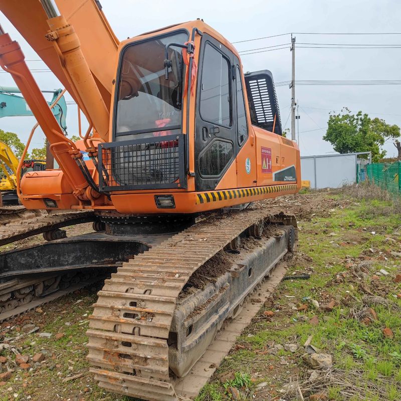 Excavateur Doosan Digger DX420LC d'occasion de 42 tonnes