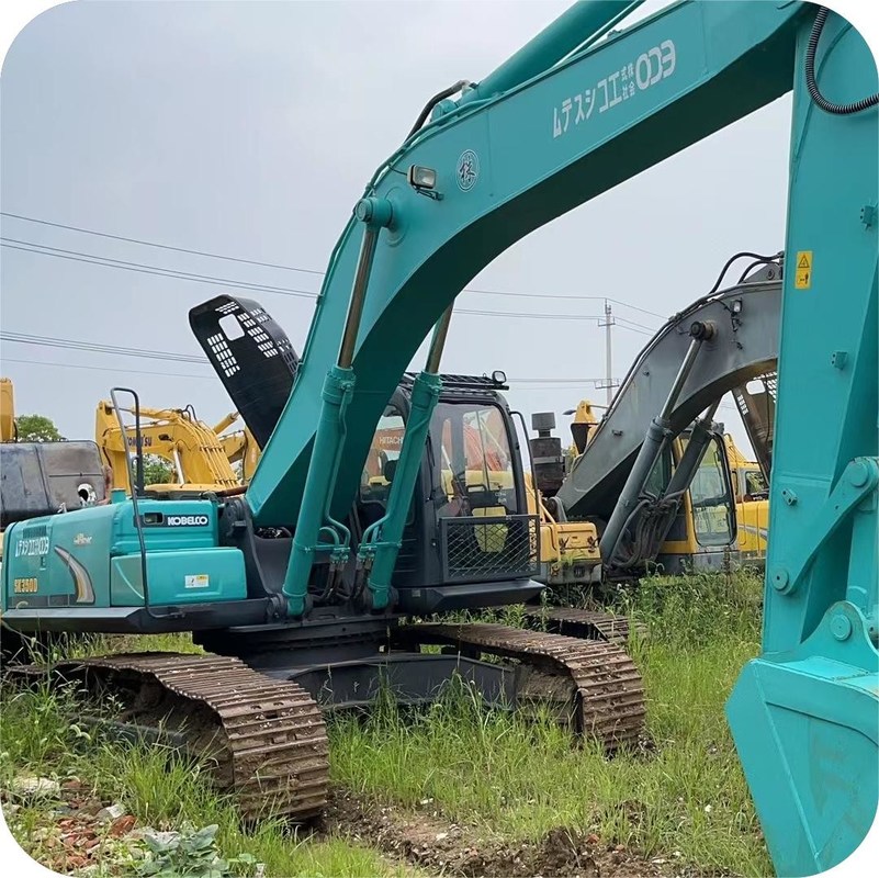 Excavateur à grande capacité de 35 tonnes de seconde main 196,9 kW