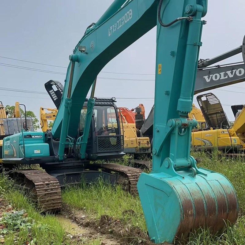 Excavateur à grande capacité de 35 tonnes de seconde main 196,9 kW
