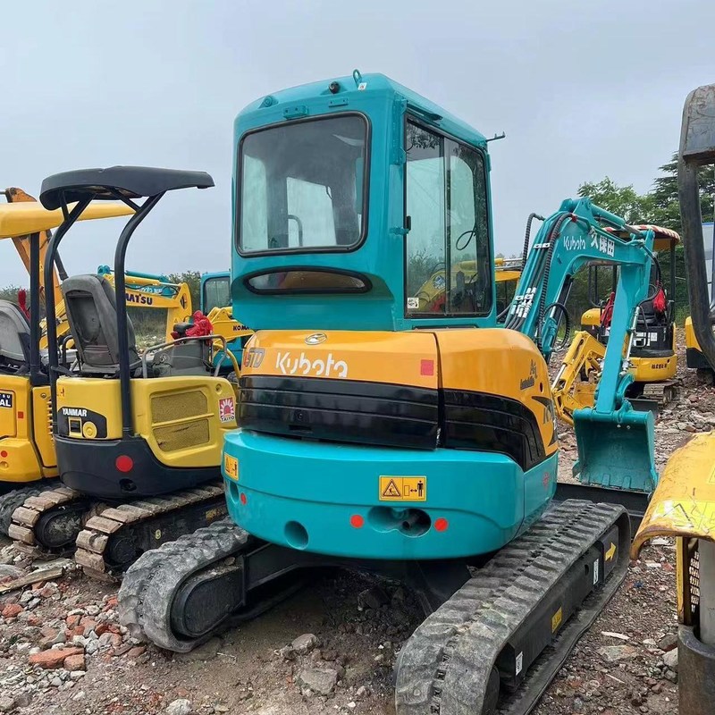 Excavateur mini à rampe de 3,5 tonnes d'occasion 21 kW