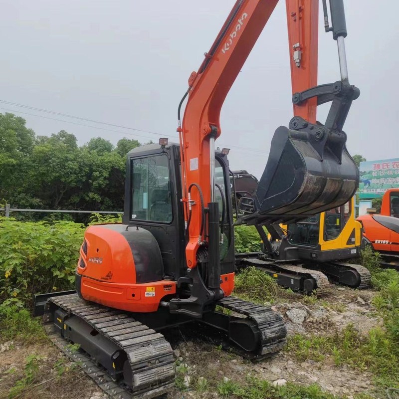 Utilisé Kubota Digger KX155 d'occasion 5,5 tonnes Petit type Mini Excavateur à rampe 29,4kw