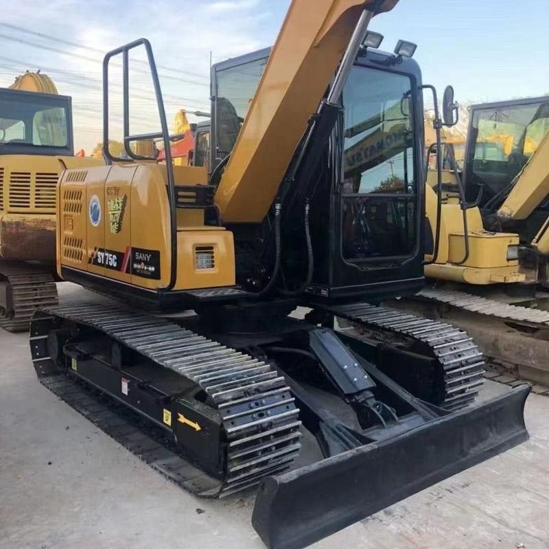 Utilisé SANY Digger SY75 de seconde main 7,5 tonnes petit type mini creuseur de creuse