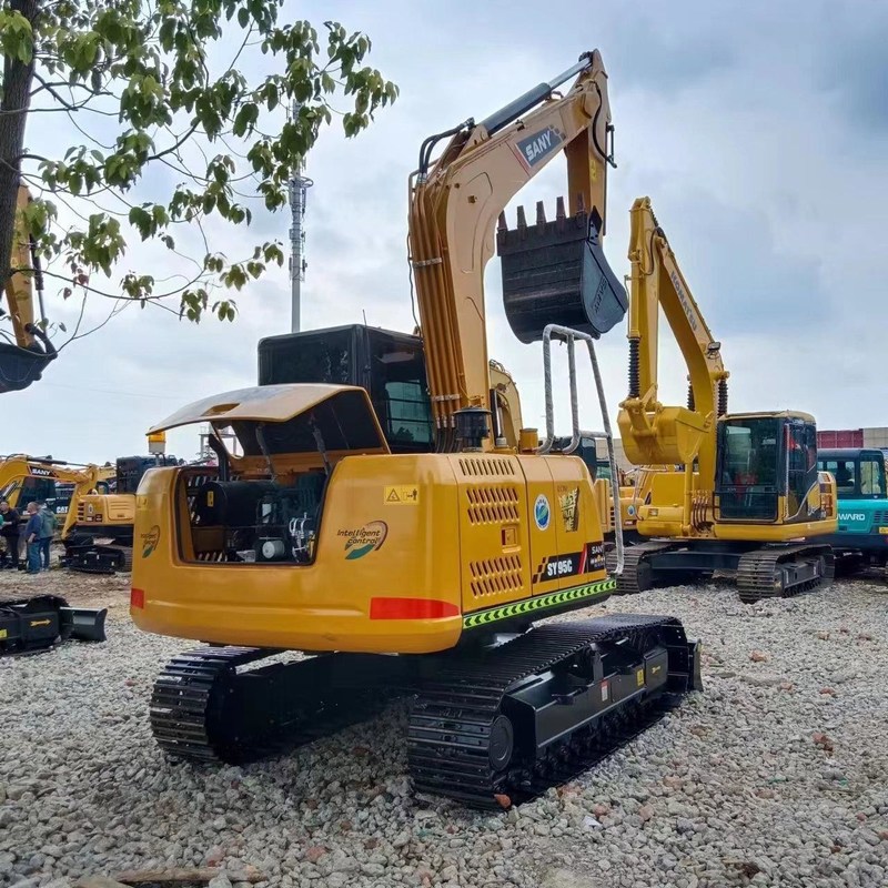 Utilisé SANY Digger SY95C d'occasion 9,5 tonnes Petit type Mini Excavateur à rampe manuel