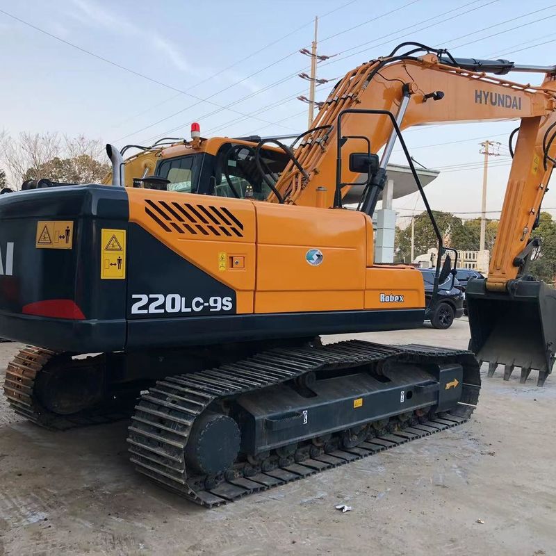 Hyundai Digger R220-9S de seconde main de type moyen de 22 tonnes