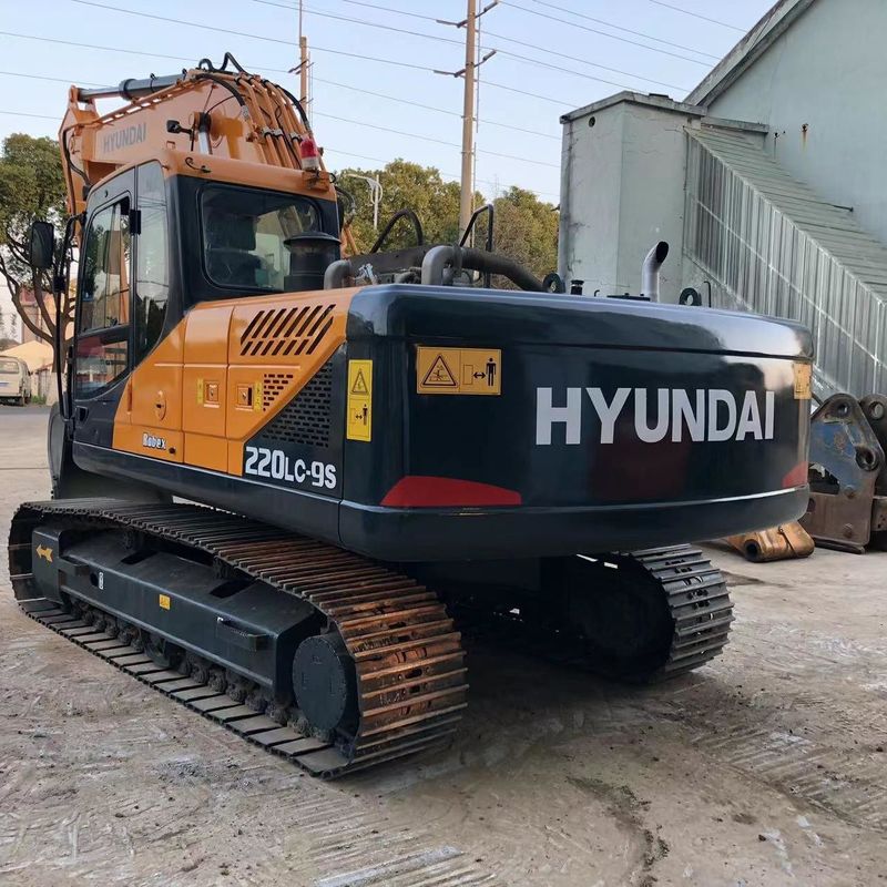 Hyundai Digger R220-9S de seconde main de type moyen de 22 tonnes