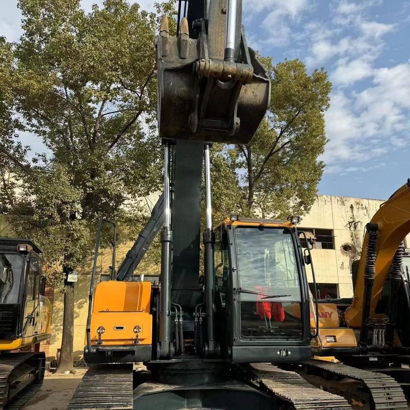 Excavateur Hyundai R220-9S d'occasion de 22 tonnes