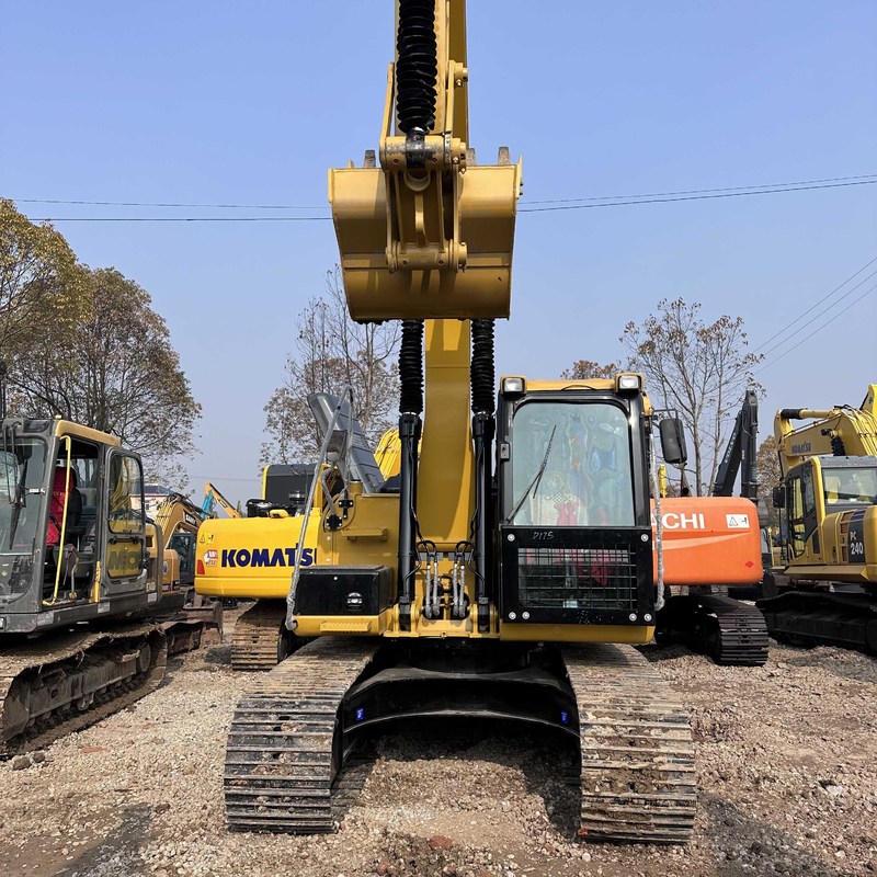 Excavatrice d'occasion Cat 315D2 d'occasion, pelle moyenne de 15 tonnes avec godet de 0,60 m3