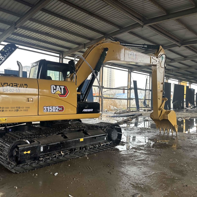 Excavateur d'occasion Cat 315D2 d'occasion 15 tonnes Creuseur à rouleaux 0.60m3 seau