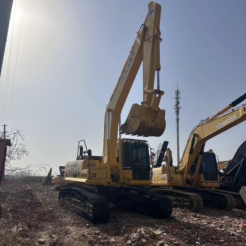 Excavateur Komatsu d'occasion PC240-8 Excavateur de type moyen de 24 tonnes