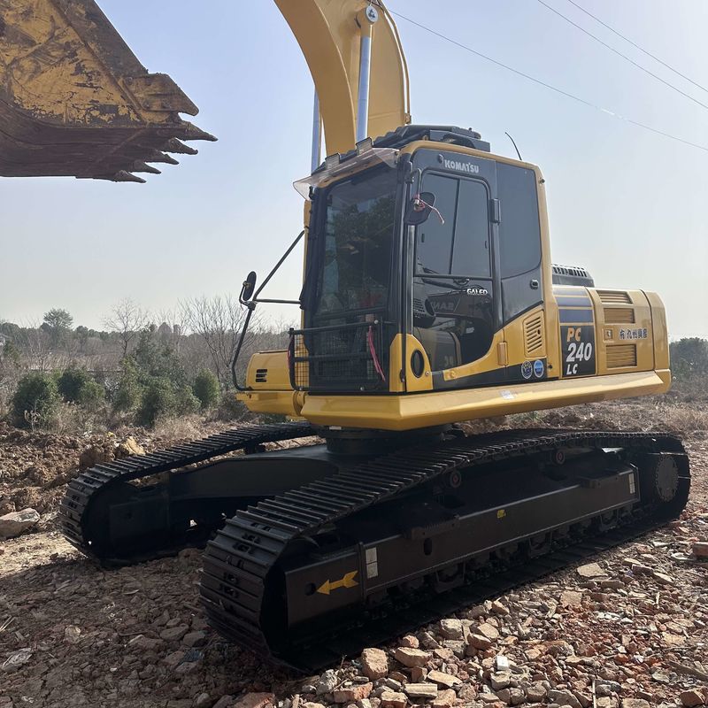 Excavateur Komatsu d'occasion PC240-8 Excavateur de type moyen de 24 tonnes