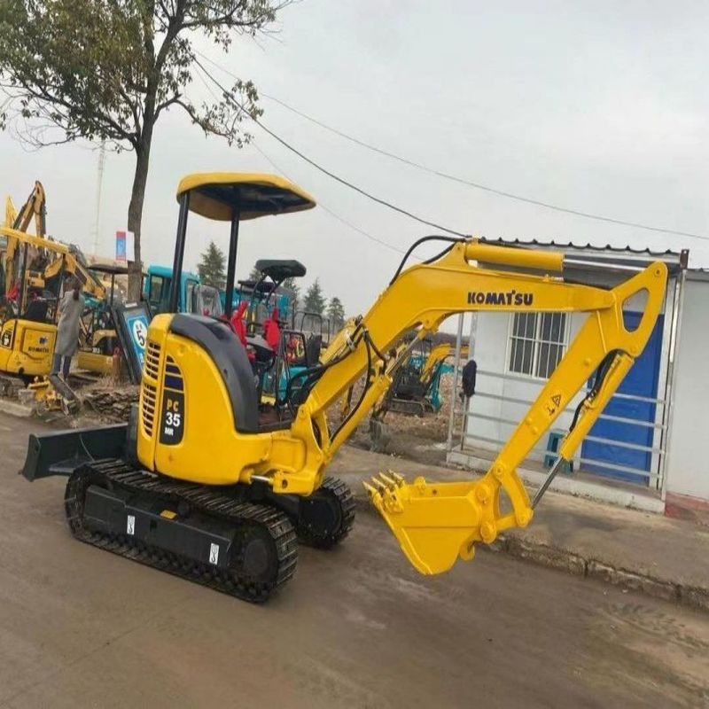 Excavateur Komatsu PC35 d'occasion de 3,5 tonnes