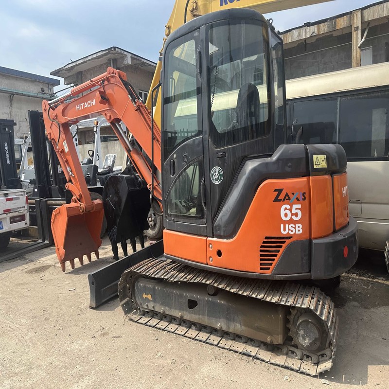 Seau hydraulique de Hitachi ZX65 6.5ton 40.5kw 0.27m3 d'occasion de mini excavatrices reprises de possession