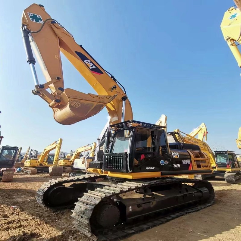 Excavatrices de machines traders CAT 340D anciennes 40 tonnes 208kw 1,9m3 capacité de seau
