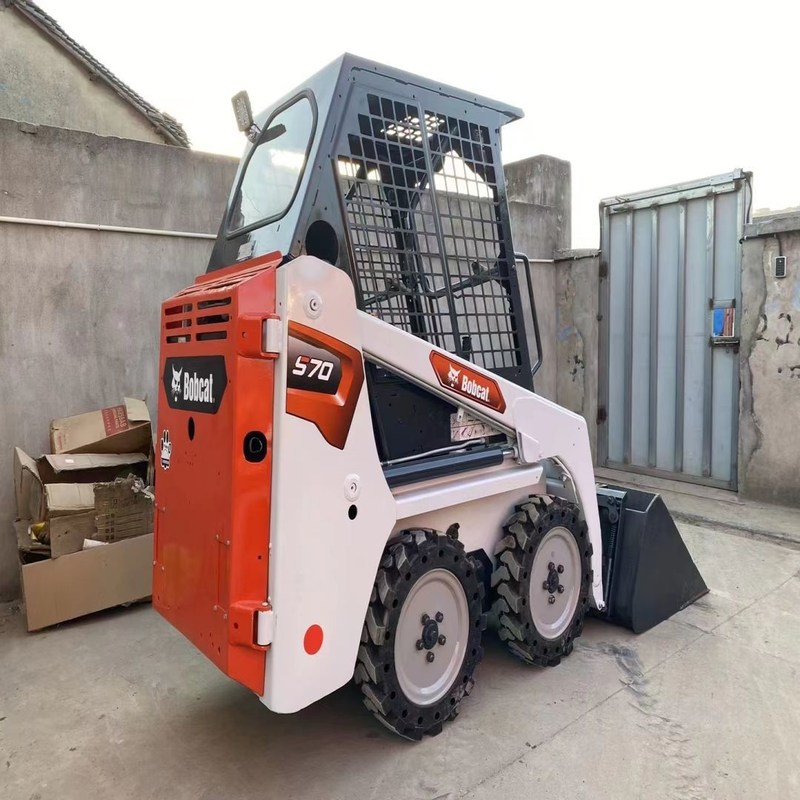 BobS70 chargeur d'équipement lourd mini S70 10,1 km/h 17,5 kW