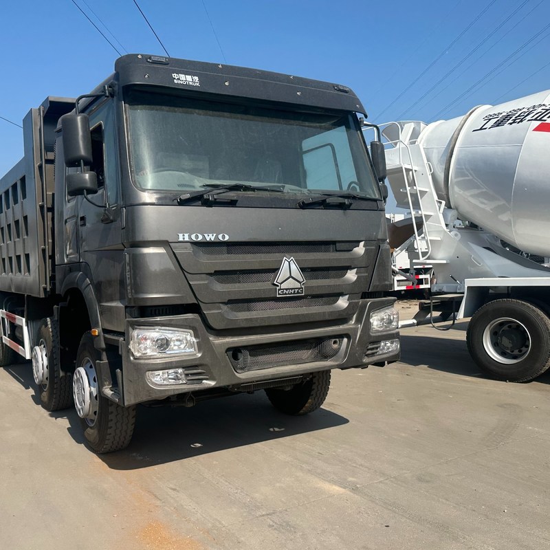 Sinotruk LHD camion de décharge d'occasion 40t Howo 371 375 puissance manuelle