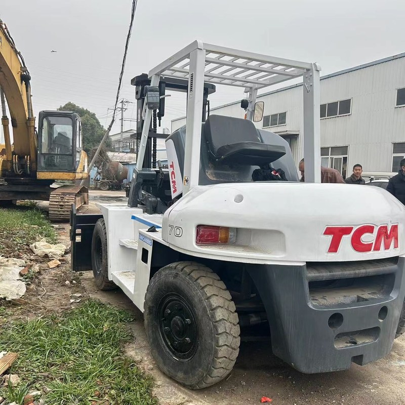 Robuste FD70 TCM 7 tonnes chariot élévateur électrique d'occasion hauteur de levage 3m