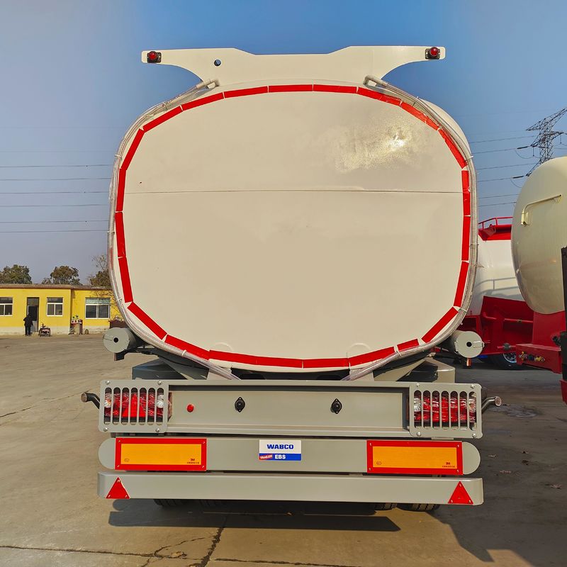 3 axes semi-remorque ancien camion-citerne pour le transport de pétrole et de carburant 10000L