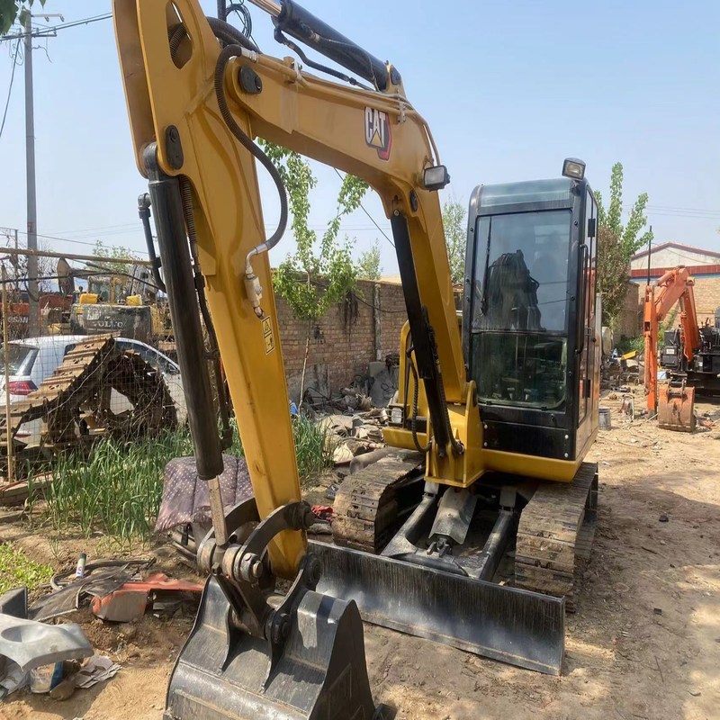 Pelle d'occasion sur chenilles CAT 306E de 6 tonnes, 34,7 kW avec godet de 0,25 m3