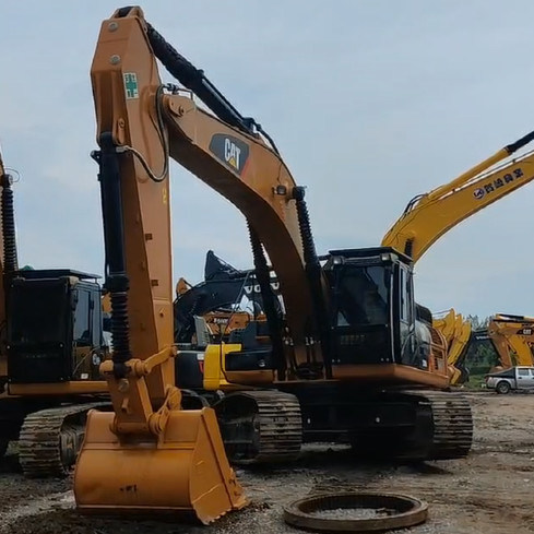 Grande pelle utilisée CAT 330D2 pelle sur chenilles de 30 tonnes 156kw avec godet de 1,54 m3