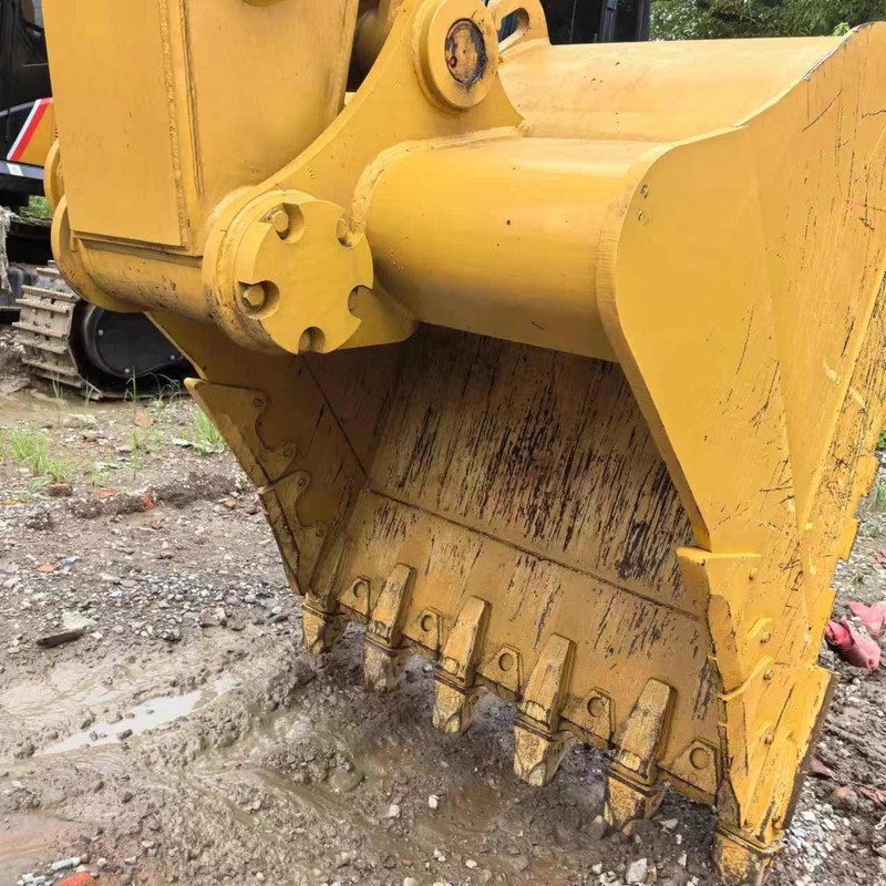 Grande pelle utilisée CAT 340D2 pelle sur chenilles de 40 tonnes 208kw avec seau de 1,9 m3