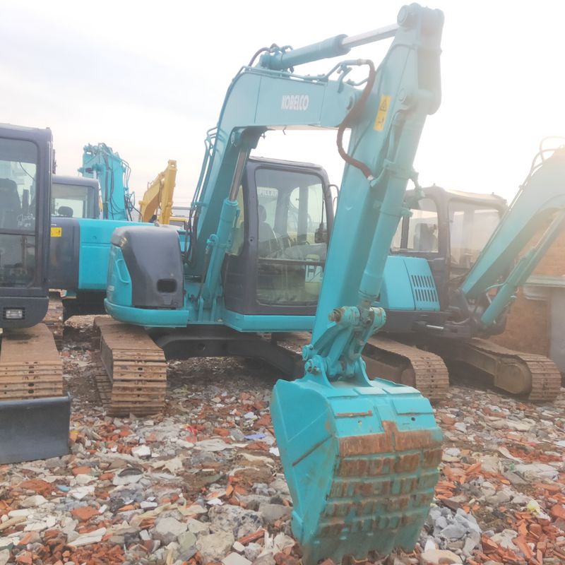 Excavateur mini-excavateur de 7 tonnes d'occasion