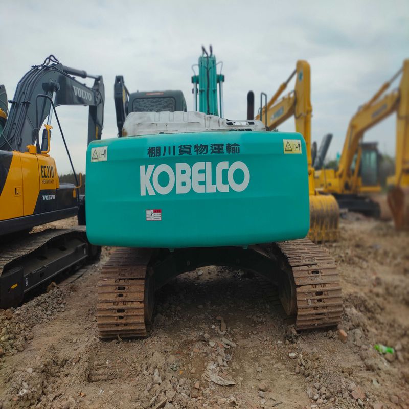Excavateur à rouleaux de type moyen de 25 tonnes utilisé Kobelco Digger SK250-8