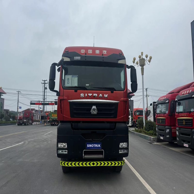 Camion à ordures d'occasion Howo G7-G Sinotruk Howo 6x4 Tipper 10 roues diesel manuel