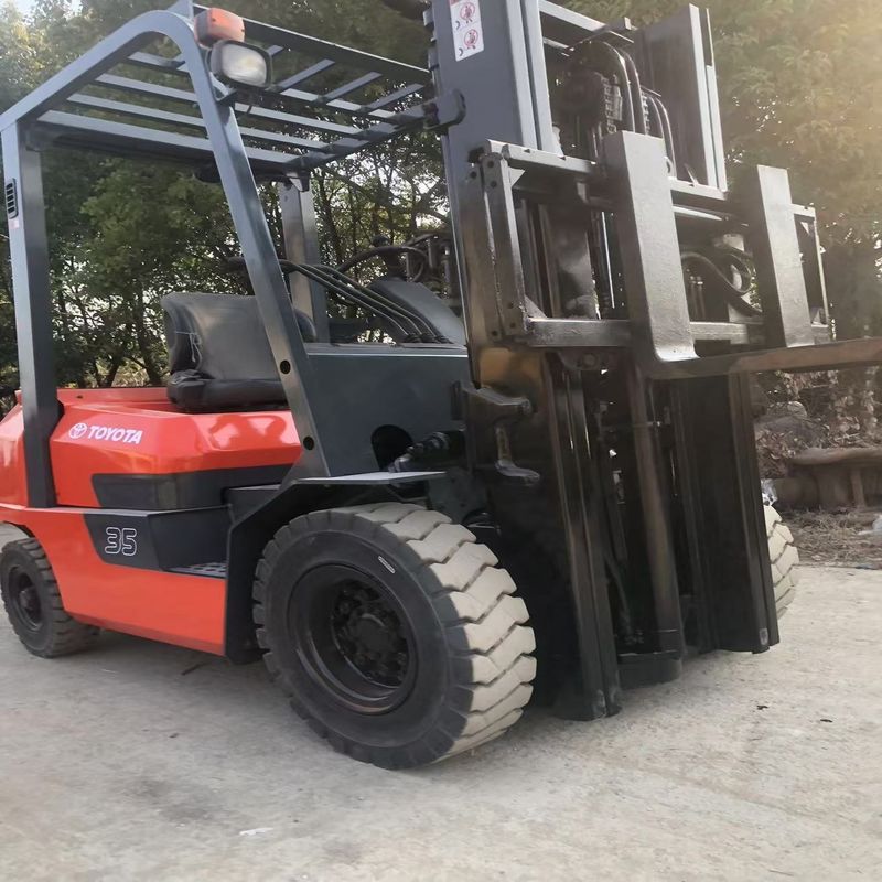 Toyota usé chariot élévateur 3.5 tonnes 3,5 mât avec décalage latéral