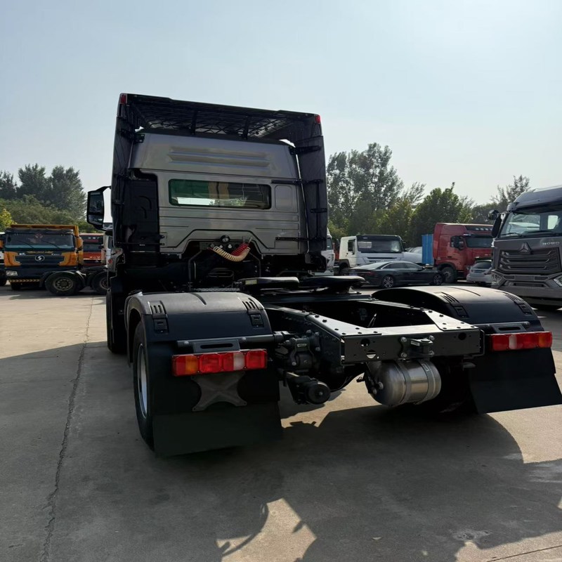 Chinois NX LDH Tracteur à remorque Sinotruk HOWO 371 chevaux manuel diesel