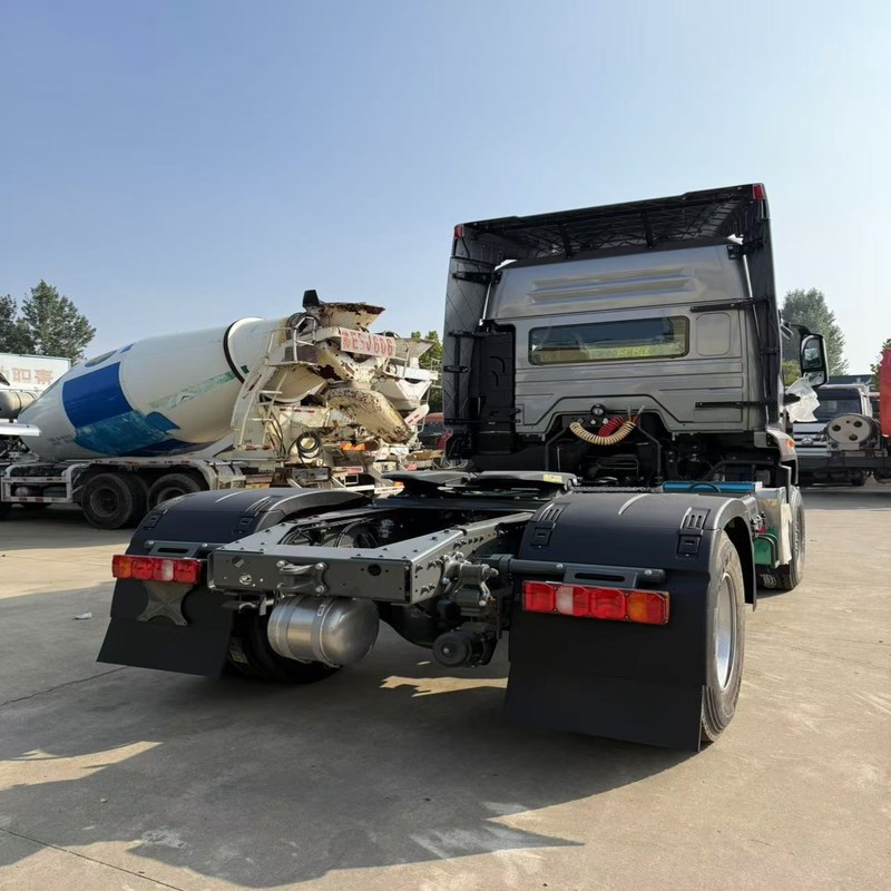 Chinois NX LDH Tracteur à remorque Sinotruk HOWO 371 chevaux manuel diesel
