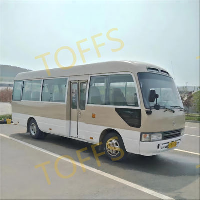Minibus d'occasion moyen Toyota Coaster 4x4 30 sièges pour le transport urbain